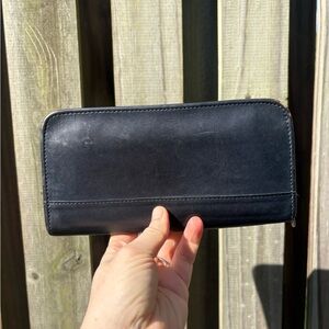 Coach Vintage Blue Leather Zip-Around Wallet - Project Broken Zipper